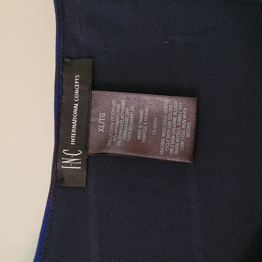INC Stripes fitted stretch dress w quarter sleeve - Picture 3 of 6